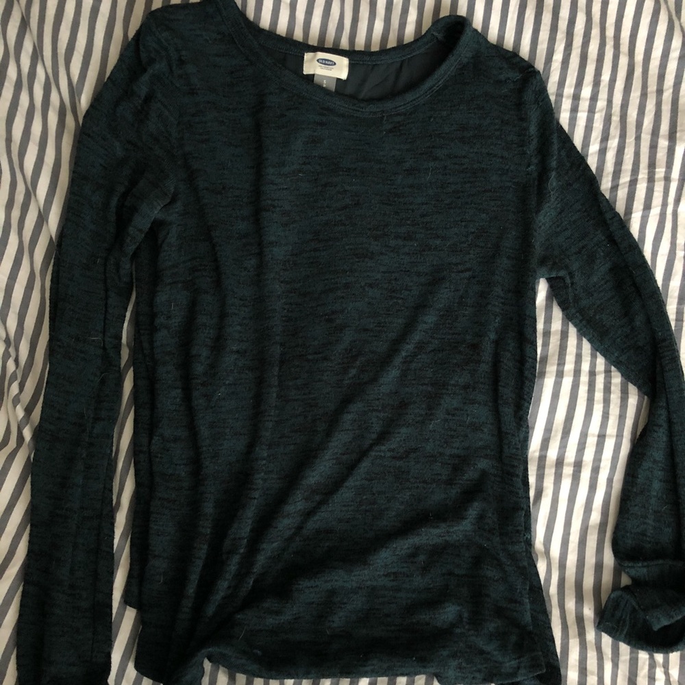 Green/blue + black top